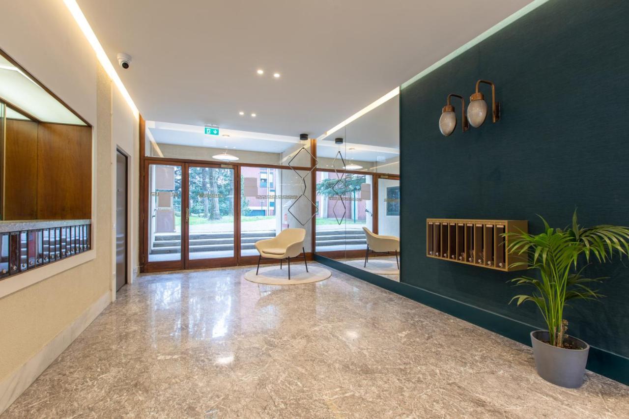 Daplace - Portaluppi Apartment Milano Esterno foto